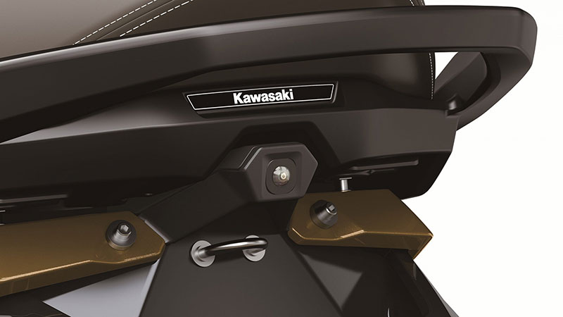 2022 Kawasaki Ultra 310 rear camera: Do you still need an observer when towing?