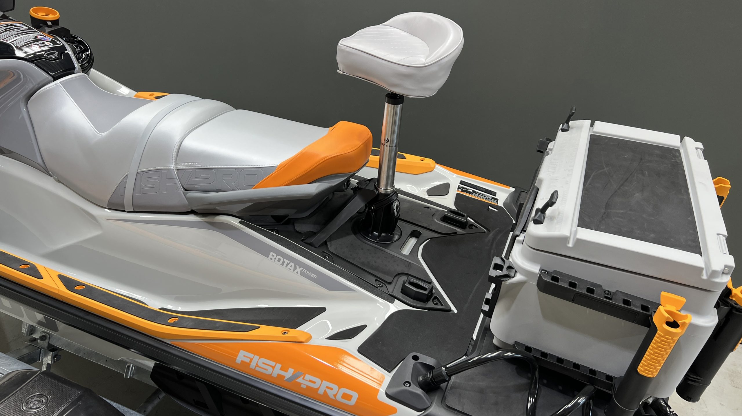 Sea-Doo FishPro Trophy Pedestal Seat Review 